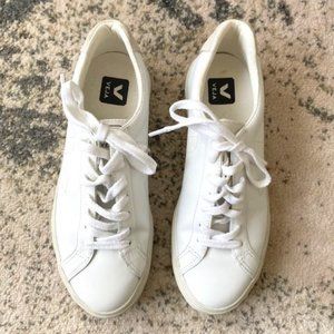 VEJA Esplar Low Sneakers